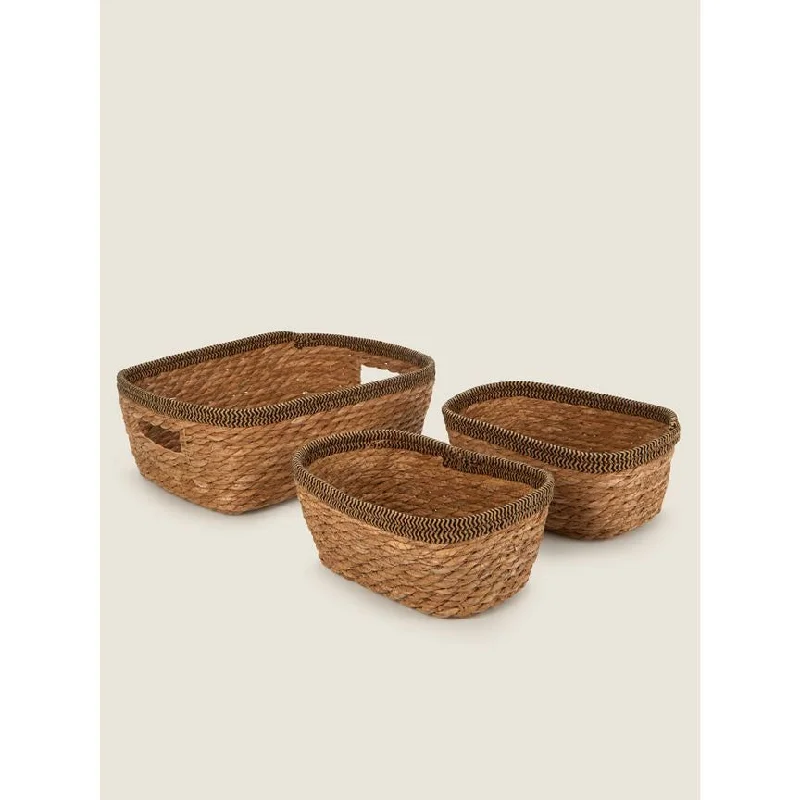 - Foldable and portable cat bagGeorge Home Natural Rattan Storage Tray